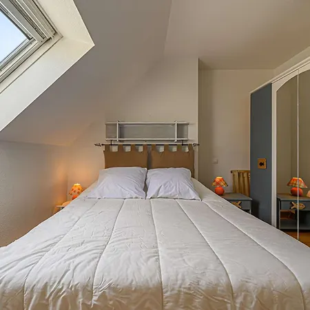 公寓 - Duplex 3 Pieces Avec Piscine, Parking Et Balcon A 600m De La - Fr-1-479-176 Étel